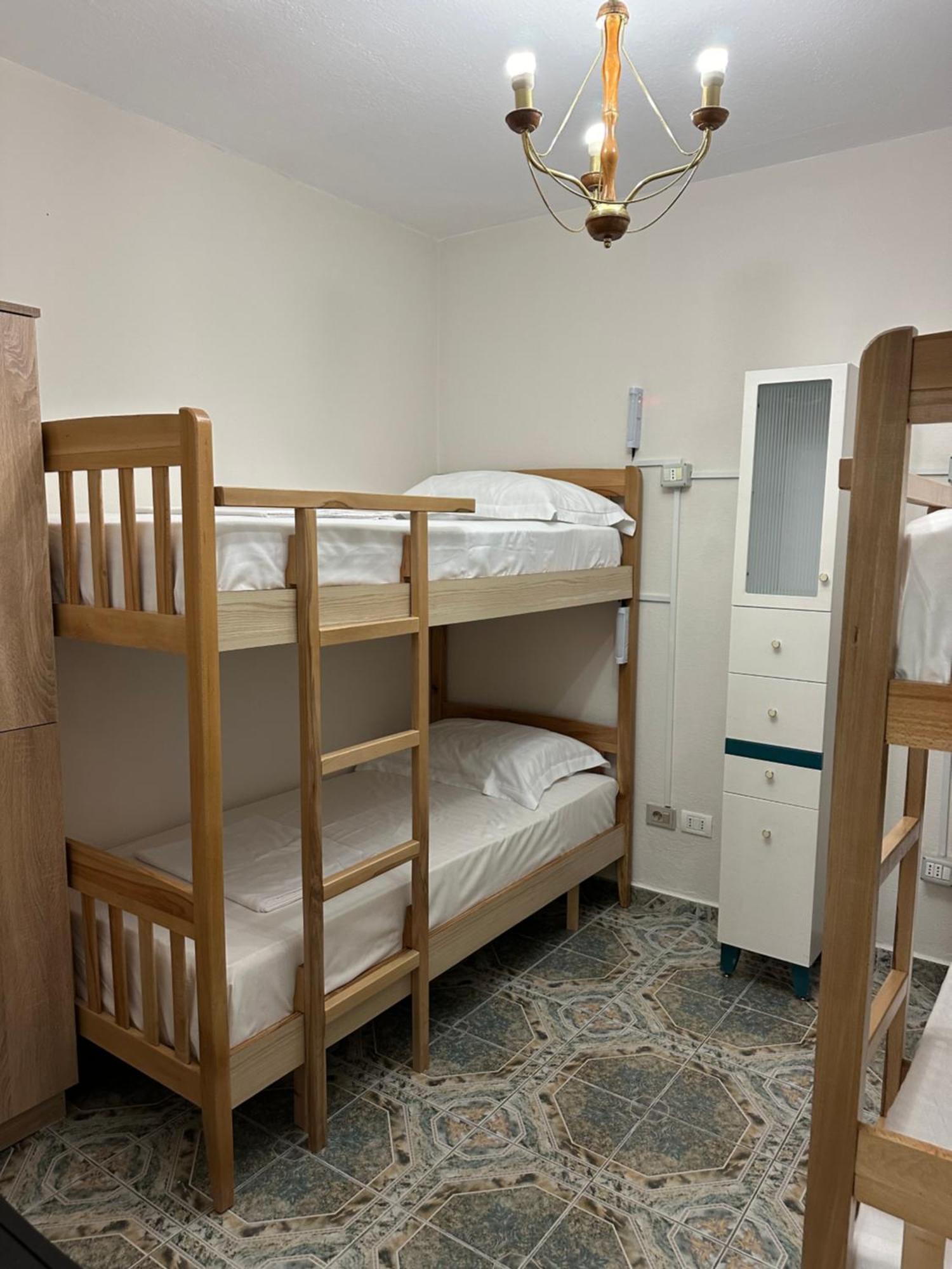Tirana Lemon Breeze Hostel Экстерьер фото