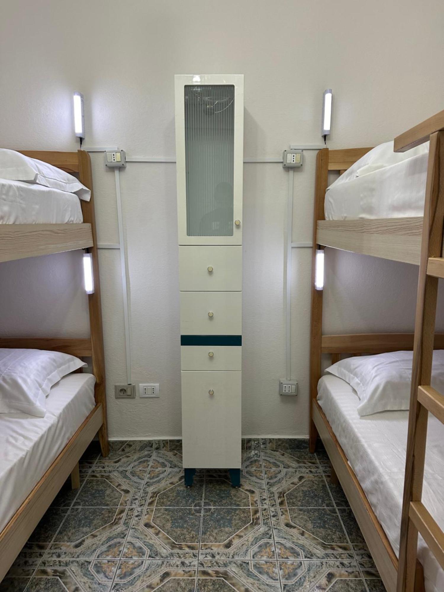 Tirana Lemon Breeze Hostel Экстерьер фото